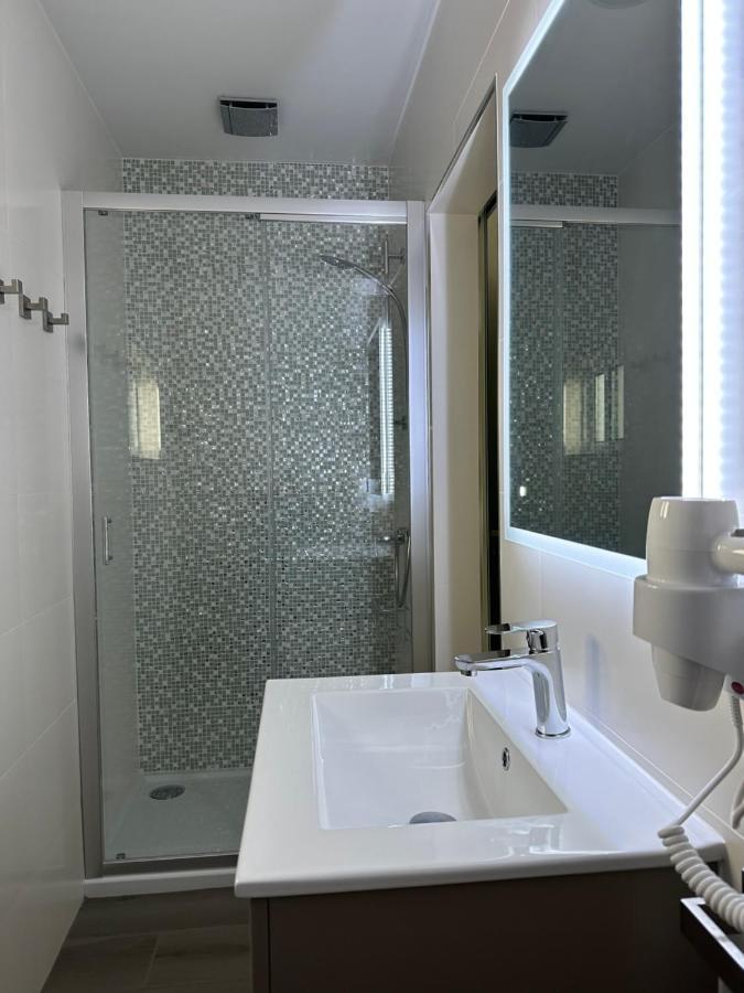 Paradise Apartments III Санта-Круш-даш-Флореш Екстер'єр фото